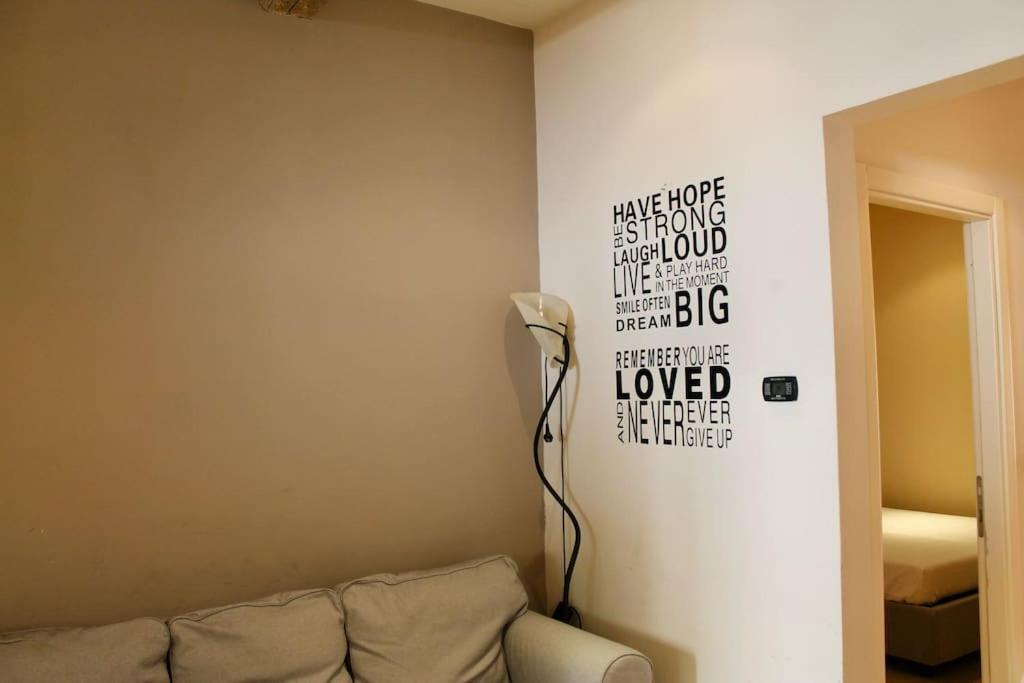 Апартаменты Modern 3Br Near Santa Maria Novella Station Флоренция Экстерьер фото